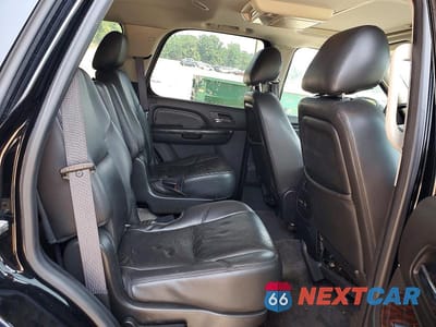 Zdjęcie 10 z 12 samochodu: 2013 GMC YUKON DENALI VIN:1GKS2EEFXDR104093 - miniatura