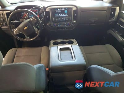 Zdjęcie 8 z 12 samochodu: 2018 CHEVROLET SILVERADO K1500 LT VIN:1GCVKREC8JZ198203 - miniatura