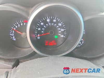 Zdjęcie 9 z 13 samochodu: 2013 KIA SOUL + VIN:KNDJT2A64D7639604 - miniatura