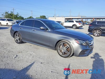 Czwarte zdjęcie samochodu z boku: 2019 MERCEDES-BENZ E 300 VIN:WDDZF4JB4KA689072 - miniatura