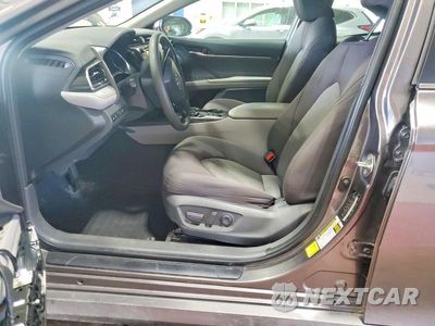 Zdjęcie 7 z 12 samochodu: 2020 TOYOTA CAMRY LE VIN:4T1C31AK2LU523801 - miniatura
