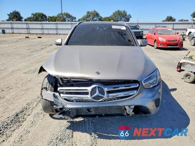 Piąte zdjęcie samochodu w środku: 2020 MERCEDES-BENZ GLC 300 4MATIC VIN:W1N0G8EB7LF825984 - miniatura