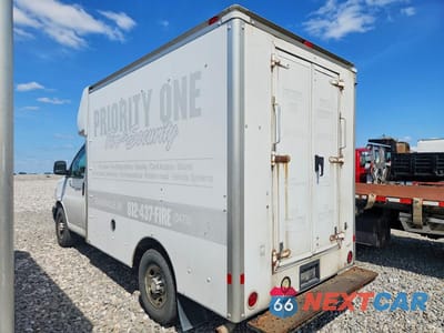 Drugie zdjęcie samochodu z przodu: 2010 CHEVROLET EXPRESS G3500 VIN:1GB3G2AG2A1104375 - miniatura