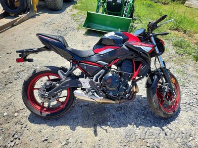 2024 KAWASAKI ER650 N ML5EREN15RDAD2564 - główne zdjęcie licytacji z USA - miniatura