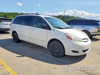 Czwarte zdjęcie samochodu z boku: 2009 TOYOTA SIENNA LE 8-PASSENGER VIN:5TDZK23C99S252133 - miniatura
