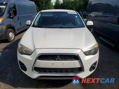 Piąte zdjęcie samochodu w środku: 2014 MITSUBISHI OUTLANDER SPORT ES VIN:4A4AR3AU2EE003451 - miniatura
