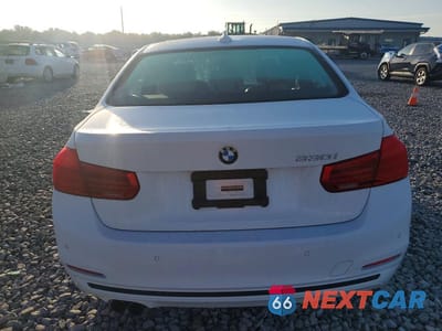 Zdjęcie 6 z 12 samochodu: 2018 BMW 330 I VIN:WBA8B9G51JNU98262 - miniatura