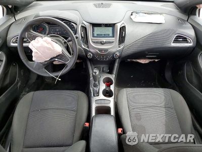 Zdjęcie 8 z 13 samochodu: 2017 CHEVROLET CRUZE LT VIN:1G1BE5SM9H7258522 - miniatura
