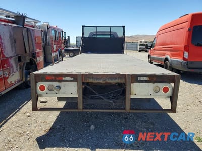 Zdjęcie 6 z 13 samochodu: 2005 GMC C5500 C5C042 VIN:1GDG5C1E85F905663 - miniatura