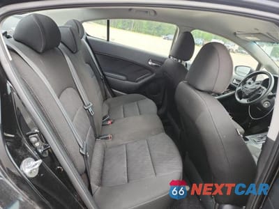 Zdjęcie 10 z 12 samochodu: 2016 KIA FORTE LX VIN:KNAFK4A63G5487767 - miniatura