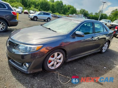 2014 TOYOTA CAMRY LE 4T4BF1FK4ER338279 - główne zdjęcie licytacji z USA - miniatura