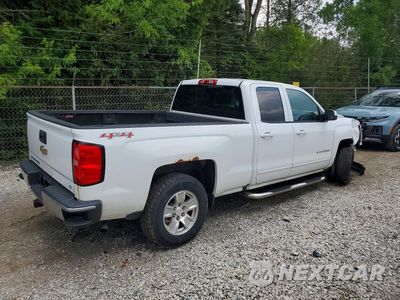 Trzecie zdjęcie samochodu z tyłu: 2016 CHEVROLET SILVERADO K1500 LT VIN:1GCVKREC2GZ235612 - miniatura