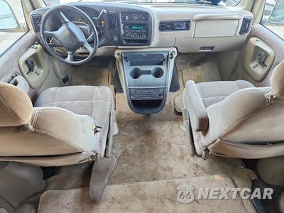 Zdjęcie 8 z 13 samochodu: 2001 CHEVROLET EXPRESS G1500 VIN:1GNFG65RX11218465 - miniatura