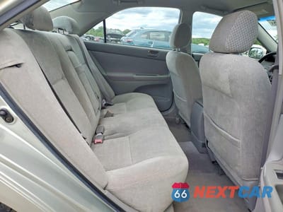 Zdjęcie 10 z 12 samochodu: 2003 TOYOTA CAMRY LE VIN:JTDBE32K230169676 - miniatura