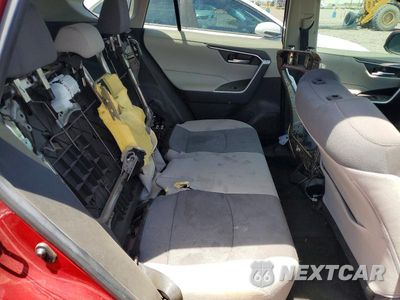 Zdjęcie 11 z 13 samochodu: 2024 TOYOTA RAV4 XLE VIN:2T3W1RFV4RW362324 - miniatura