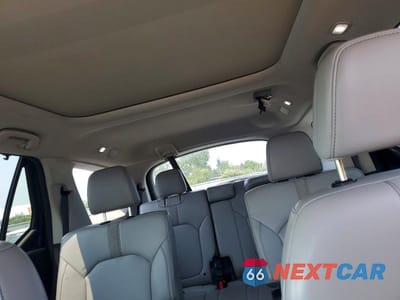 Zdjęcie 10 z 13 samochodu: 2023 HONDA PILOT TOURING VIN:5FNYG1H71PB038385 - miniatura