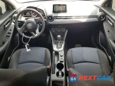 Zdjęcie 8 z 12 samochodu: 2017 TOYOTA YARIS IA BASE VIN:3MYDLBYV4HY173642 - miniatura