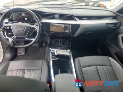 Zdjęcie 8 z 13 samochodu: 2021 AUDI E-TRON PREMIUM PLUS VIN:WA1LAAGEXMB024151 - miniatura