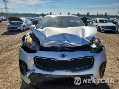 Piąte zdjęcie samochodu w środku: 2019 KIA SPORTAGE LX VIN:KNDPM3AC7K7534054 - miniatura