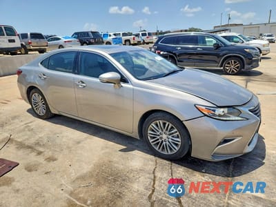 Czwarte zdjęcie samochodu z boku: 2016 LEXUS ES 350 VIN:58ABK1GGXGU018203 - miniatura