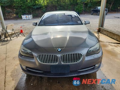 Piąte zdjęcie samochodu w środku: 2011 BMW 550 I VIN:WBAFR9C52BC270857 - miniatura