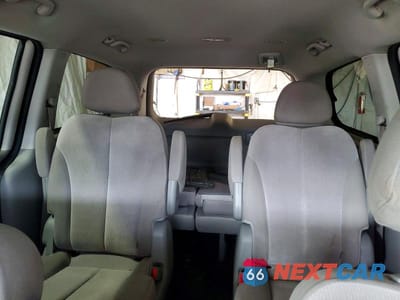 Zdjęcie 10 z 13 samochodu: 2014 KIA SEDONA LX VIN:KNDMG4C76E6538980 - miniatura