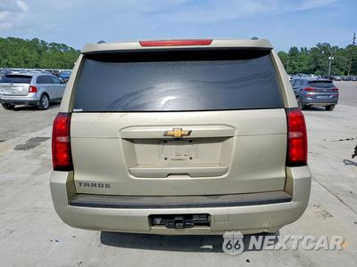 Zdjęcie 6 z 13 samochodu: 2017 CHEVROLET TAHOE C1500 LT VIN:1GNSCBKC0HR130572 - miniatura