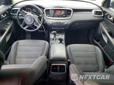 Zdjęcie 8 z 13 samochodu: 2016 KIA SORENTO LX VIN:5XYPG4A35GG064551 - miniatura