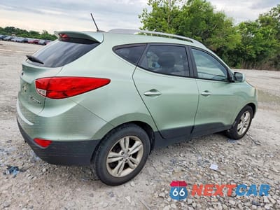Trzecie zdjęcie samochodu z tyłu: 2010 HYUNDAI TUCSON GLS VIN:KM8JU3AC9AU111896 - miniatura