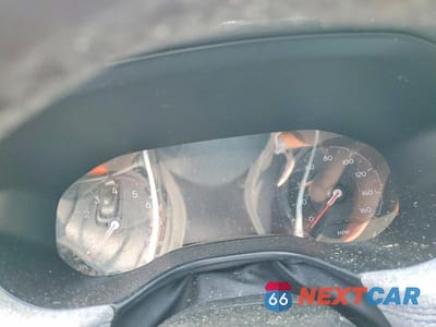 Zdjęcie 9 z 13 samochodu: 2025 JEEP COMPASS LATITUDE VIN:3C4NJDBN3ST617353 - miniatura