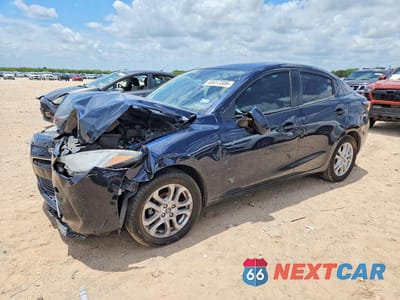 2018 TOYOTA YARIS IA BASE 3MYDLBYV4JY315994 - główne zdjęcie licytacji z USA - miniatura
