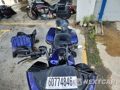 Piąte zdjęcie samochodu w środku: 2020 HARLEY-DAVIDSON FLTRK VIN:1HD1KZF19LB610490 - miniatura
