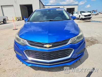 Piąte zdjęcie samochodu w środku: 2017 CHEVROLET CRUZE LT VIN:3G1BE6SM6HS566688 - miniatura
