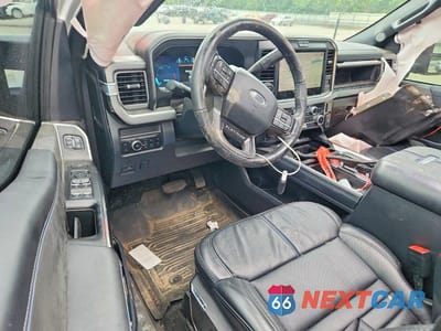 Zdjęcie 8 z 12 samochodu: 2025 FORD F350 SUPER DUTY VIN:1FT8W3BM3SED93081 - miniatura