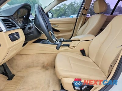 Zdjęcie 7 z 12 samochodu: 2016 BMW 320 I VIN:WBA8E1G51GNT33541 - miniatura