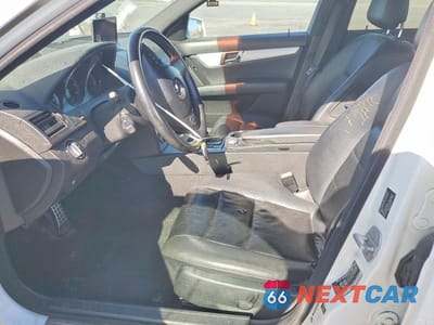 Zdjęcie 7 z 12 samochodu: 2010 MERCEDES-BENZ C 300 VIN:WDDGF5EB2AR087262 - miniatura