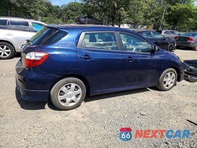 Trzecie zdjęcie samochodu z tyłu: 2010 TOYOTA MATRIX BASE VIN:2T1KU4EEXAC357637 - miniatura