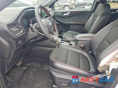 Zdjęcie 7 z 13 samochodu: 2026 FORD ESCAPE ST LINE VIN:1FMCU9MN2TUA40715 - miniatura