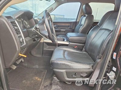 Zdjęcie 7 z 12 samochodu: 2019 RAM 1500 CLASSIC LARAMIE VIN:1C6RR6NM7KS702116 - miniatura