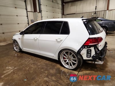 Drugie zdjęcie samochodu z przodu: 2019 VOLKSWAGEN GTI S VIN:3VW5T7AU1KM020455 - miniatura