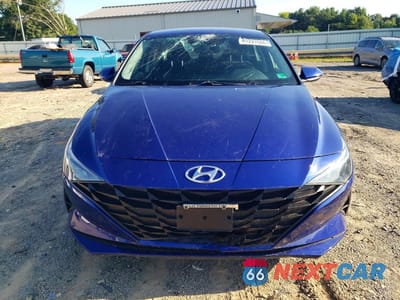 Piąte zdjęcie samochodu w środku: 2021 HYUNDAI ELANTRA SE VIN:KMHLL4AG2MU179661 - miniatura