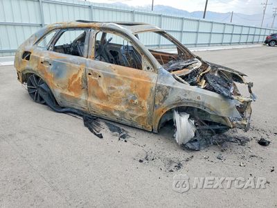 Czwarte zdjęcie samochodu z boku: 2018 AUDI Q3 PREMIUM VIN:WA1BCCFS9JR012178 - miniatura