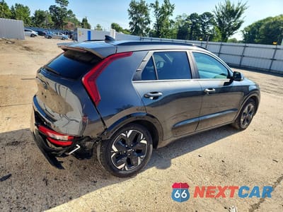 Trzecie zdjęcie samochodu z tyłu: 2024 KIA NIRO WIND VIN:KNDCR3L18R5122405 - miniatura