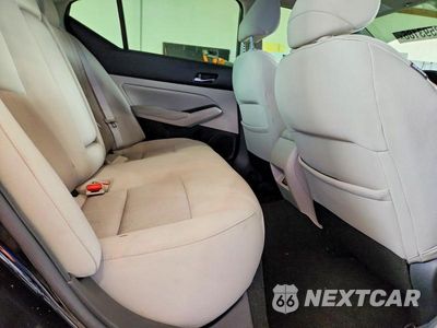 Zdjęcie 10 z 12 samochodu: 2019 NISSAN ALTIMA S VIN:1N4BL4BV8KC101049 - miniatura
