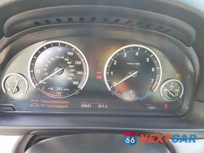Zdjęcie 9 z 12 samochodu: 2012 BMW 550 XI VIN:WBAFU9C54CDY70046 - miniatura