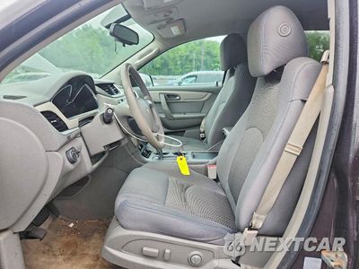 Zdjęcie 7 z 13 samochodu: 2017 CHEVROLET TRAVERSE LS VIN:1GNKVFKD3HJ268258 - miniatura