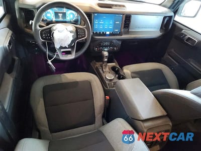 Zdjęcie 8 z 13 samochodu: 2025 FORD BRONCO BIG BEND VIN:1FMDE7BH2SLB75782 - miniatura