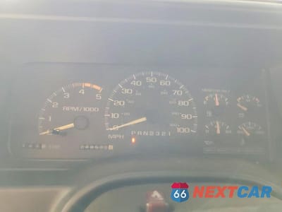 Zdjęcie 9 z 12 samochodu: 1999 CHEVROLET SUBURBAN K2500 VIN:3GNGK26F7XG106751 - miniatura
