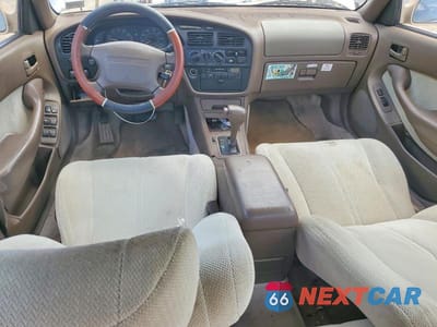 Zdjęcie 8 z 12 samochodu: 1994 TOYOTA CAMRY LE V6 VIN:4T1GK12EXRU029353 - miniatura