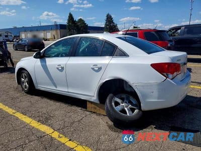 Drugie zdjęcie samochodu z przodu: 2014 CHEVROLET CRUZE LT VIN:1G1PC5SB3E7328733 - miniatura